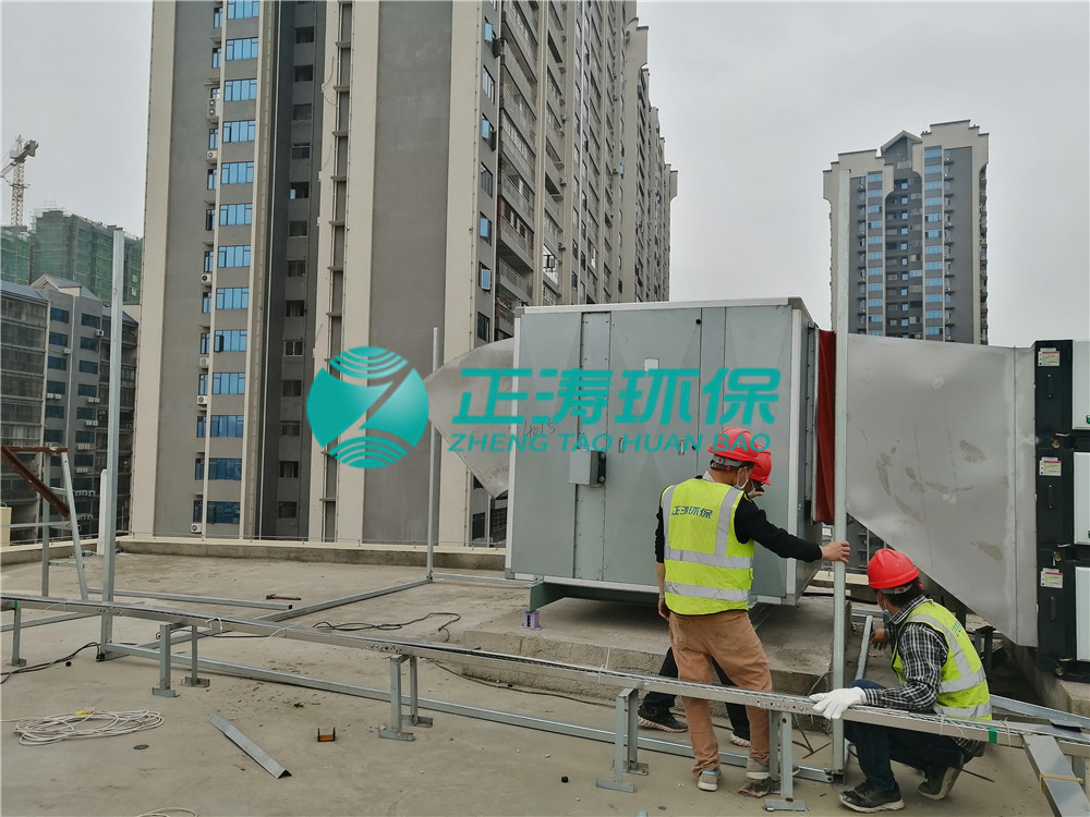 百色油煙排風(fēng)機(jī)噪聲治理公司「提供方案報(bào)價(jià)」(圖2) 百色油煙排風(fēng)機(jī)噪聲治理公司「提供方案報(bào)價(jià)」(圖2)